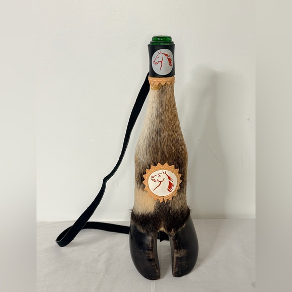 Vintage Western Rustic Hoof Hide Wine Bottle Holder Cabin Lodge Decor